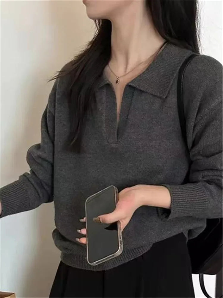 Loose Casual Long Sleeve  Neck Knitted Sweater Women's Black Soft Comfortable V-Neck Top for Autumn Winter Daily Wear