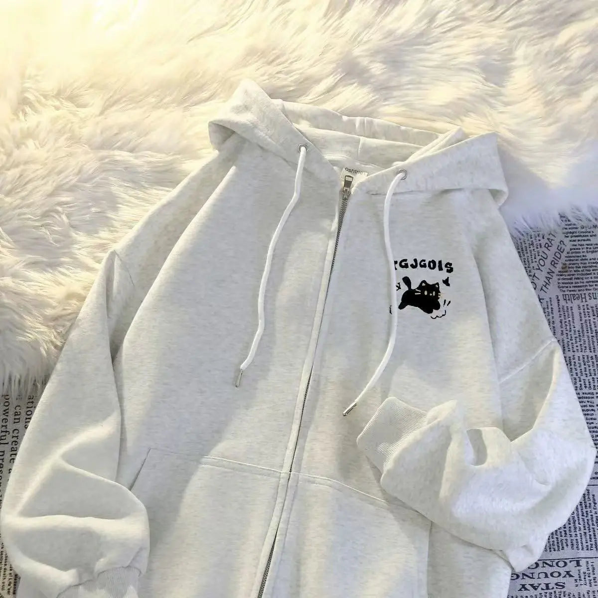 Sudadera con Capucha y Cierre de Polar