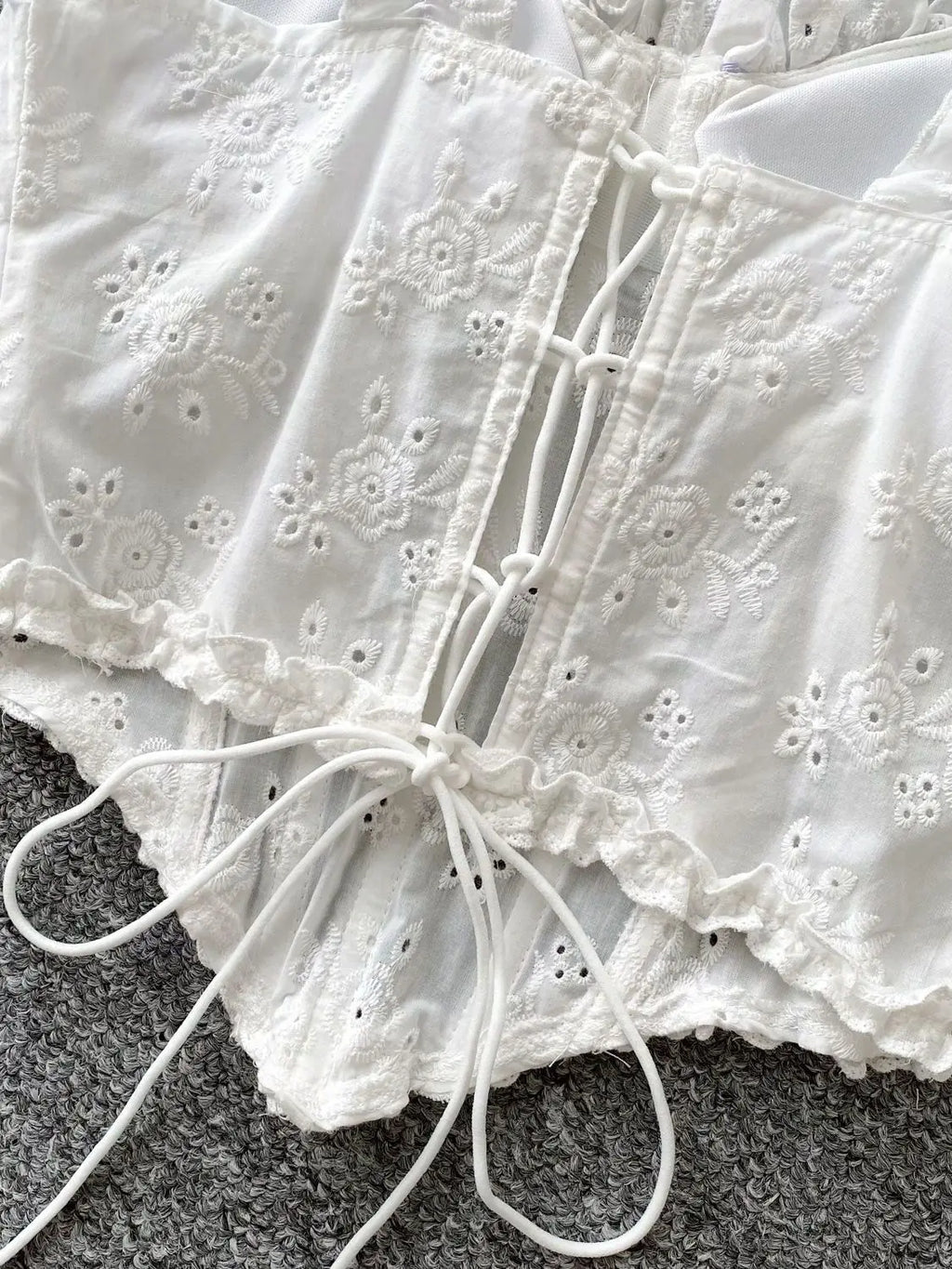 Sweet Heavy Embroidery Hollow out Strap Vest Women Summer Pure Desire Spicy Fibone Slimming Top Women's Faion Outfit