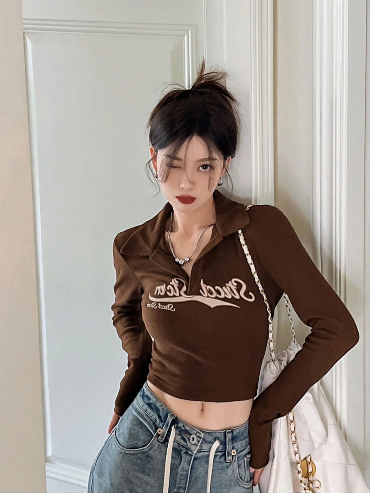 Blusa Corta de Manga Larga Retro